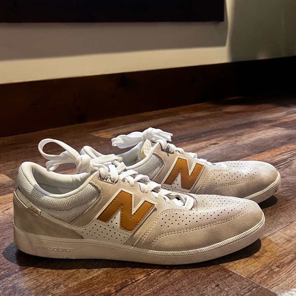 New balance sneakers women’s size 9